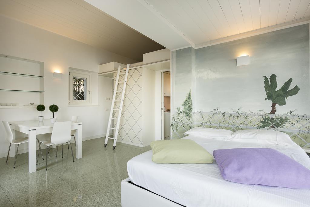 Maison Du Lac Stresa Room photo